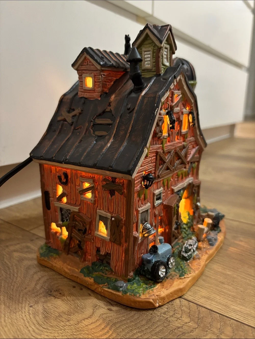Halloween Lemax Spooky Town Dilapidated Barn 55916 2015 Scary
